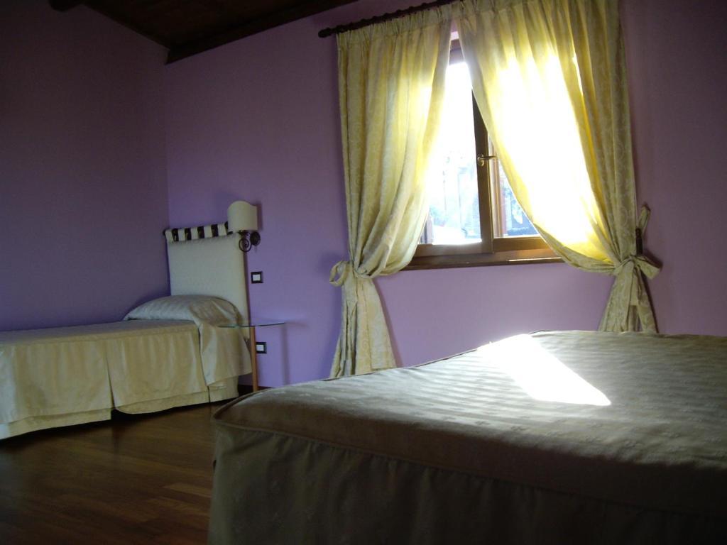 Agriturismo Il Borgo Degli Ulivi Розето-дельи-Абруцци Номер фото